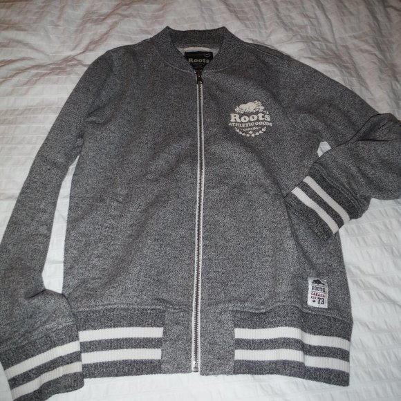 ROOTS varsity zip fleece - Picture 3 of 11